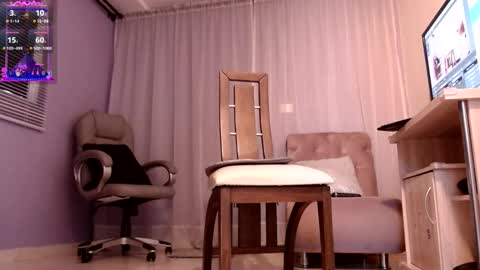 samantha_thompsoon online show from 01/08/25, 12:05