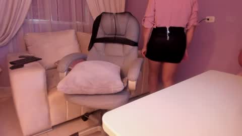 samantha_thompsoon online show from 07/02/26, 10:38