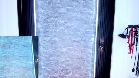 Samantha online show from 01/08/25, 01:52