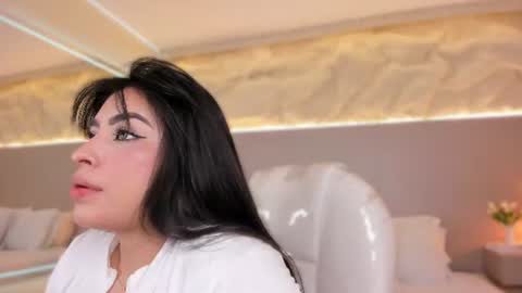 Snapshot of samanthaa_22_ chatting on 06/21/26, 11:57 Samanthaa online show from 06/21/26, 11:57