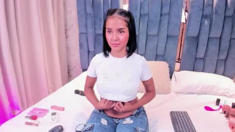 Samantha online show from 02/18/26, 05:03