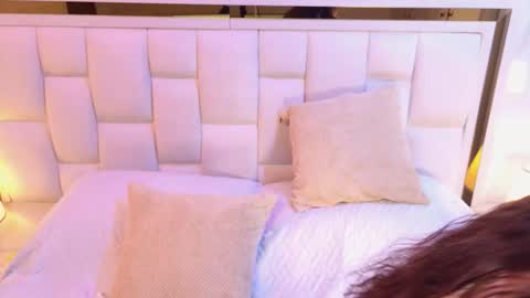 Snapshot of samanthaa_sm chatting on 02/18/26, 11:39 samanthaa_sm online show from 02/18/26, 11:39