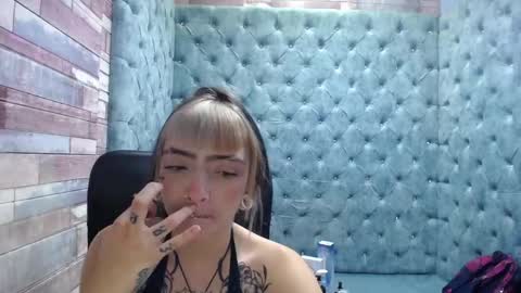 Snapshot of samanthaa_smitth chatting on 09/21/25, 03:52 Samantha Smitth online show from 09/21/25, 03:52