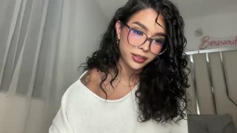 Samantha Bernardo online show from 07/23/26, 01:30