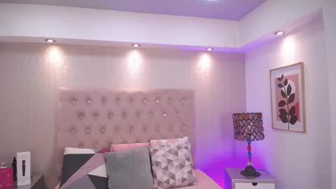 Samantha online show from 11/13/25, 05:39