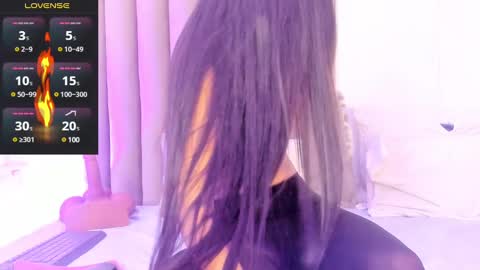 Snapshot of samanthaferrer_ chatting on 02/10/25, 11:02 Samantha online show from 02/10/25, 11:02