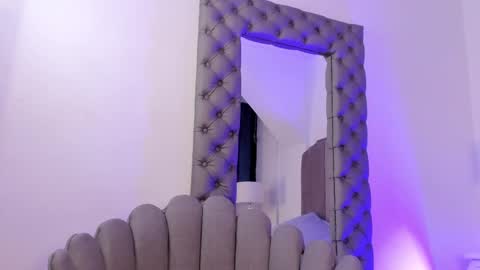 Snapshot of samanthaferrer_ chatting on 02/22/25, 06:39 Samantha online show from 02/22/25, 06:39