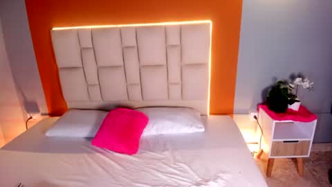 Snapshot of samanthafoxy_ chatting on 07/16/26, 11:49 samanthafoxy_ online show from 07/16/26, 11:49