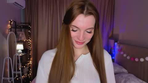 Lola online show from 05/29/26, 05:16
