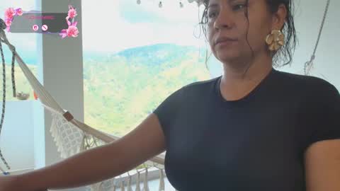 samanthahut1 online show from 02/11/26, 08:58