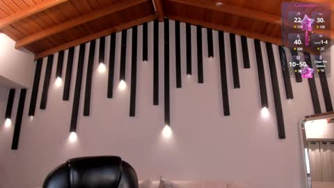 Samantha Klein online show from 12/22/24, 10:06