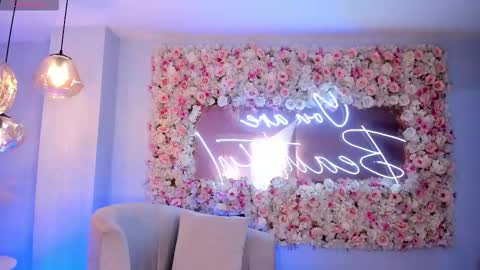 Samantha Klein online show from 09/15/25, 12:32