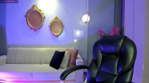 Samantha Klein online show from 10/16/25, 03:07