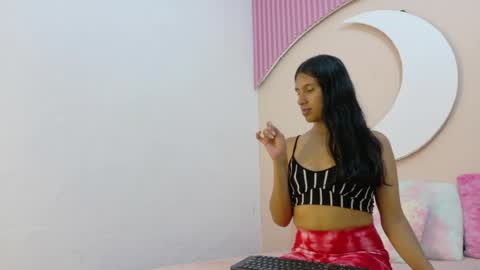 Snapshot of samanthalaurent chatting on 06/03/26, 07:41 samanthalaurent online show from 06/03/26, 07:41