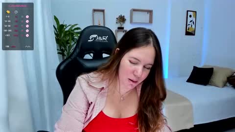 Samantha samy online show from 12/04/24, 02:09