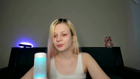 Samantha online show from 01/25/25, 11:02