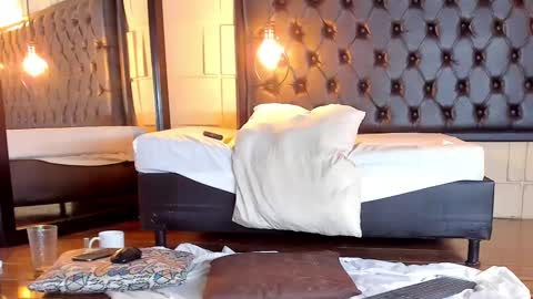 Alejandra  online show from 03/12/25, 02:56