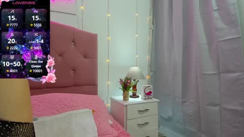 Snapshot of samanthamillher1 chatting on 01/17/25, 10:22 Samy online show from 01/17/25, 10:22