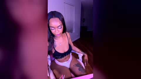 Snapshot of samanthaporsha chatting on 04/18/26, 10:52 samanthaporsha online show from 04/18/26, 10:52