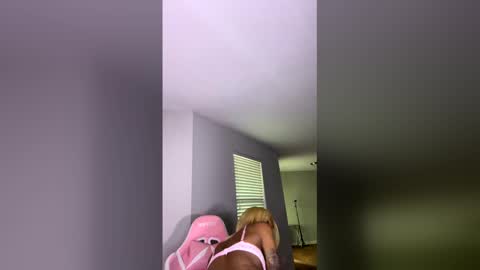 Snapshot of samanthaporsha chatting on 05/02/26, 04:23 samanthaporsha online show from 05/02/26, 04:23