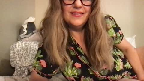 Snapshot of samanthavale chatting on 01/08/26, 05:43 Samantha Vale online show from 01/08/26, 05:43