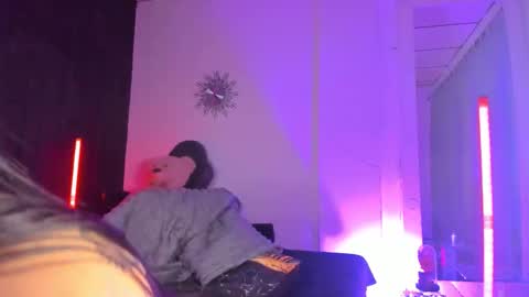 Sam online show from 01/05/26, 10:24