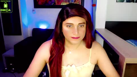 Snapshot of samara81648 chatting on 04/27/26, 05:27 Samara online show from 04/27/26, 05:27