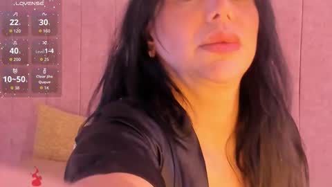 Samara Benazir Alabi online show from 10/10/25, 12:26