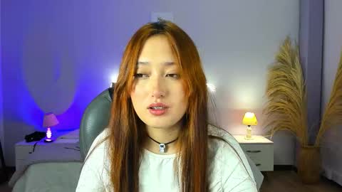 samara_hilton_2 online show from 10/23/25, 07:01