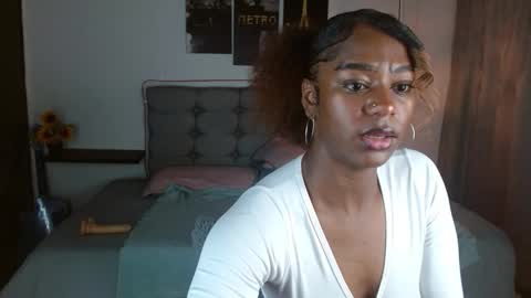 samara_roxx online show from 10/24/25, 03:14