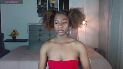 samara_roxx online show from 11/15/25, 12:41