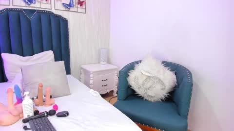 Snapshot of samara_warren chatting on 03/06/25, 02:51 Samara Warren online show from 03/06/25, 02:51