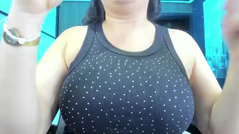 Snapshot of samaraanders chatting on 06/25/26, 05:23 Samara online show from 06/25/26, 05:23