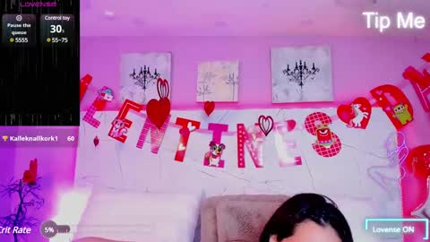 -- -- online show from 02/23/25, 05:50