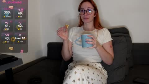 Samara From The Well online show from 01/11/25, 09:25