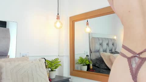 Snapshot of samarawells_ chatting on 01/25/25, 03:41 Samara Wells online show from 01/25/25, 03:41