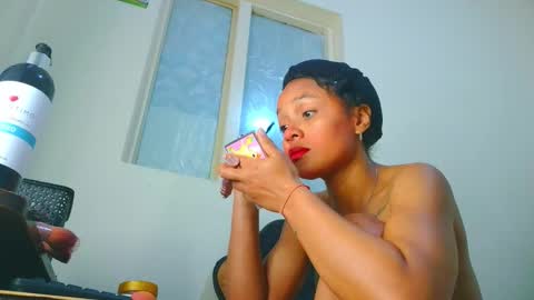 Snapshot of samary_thomas chatting on 03/18/26, 01:42 samary thomas online show from 03/18/26, 01:42