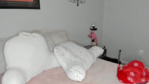 Yaya online show from 01/19/25, 03:39