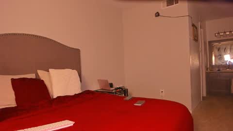 Yaya online show from 03/05/26, 10:11