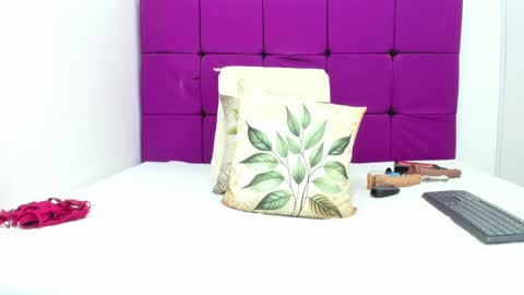 samay_sex18 online show from 02/06/25, 03:52