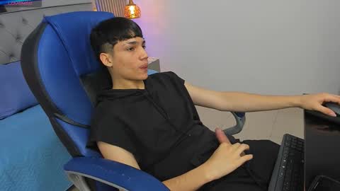 Snapshot of samblack_ chatting on 03/06/26, 12:34 Sam online show from 03/06/26, 12:34