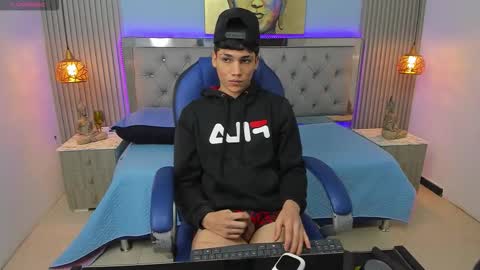 Snapshot of samblack_ chatting on 03/08/26, 06:44 Sam online show from 03/08/26, 06:44