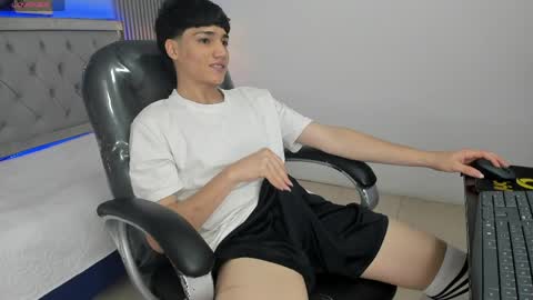 Snapshot of samblack_ chatting on 06/01/26, 02:19 Sam online show from 06/01/26, 02:19