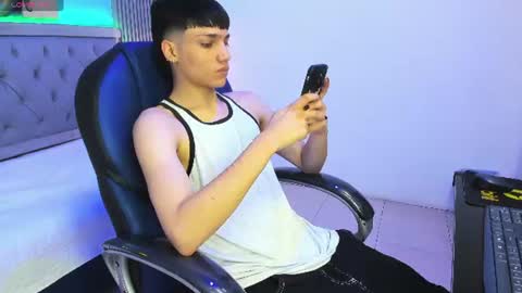 Snapshot of samblack_ chatting on 06/29/26, 01:44 Sam online show from 06/29/26, 01:44