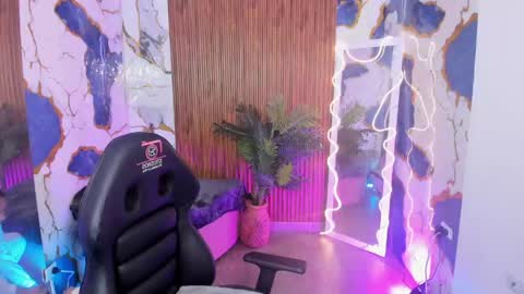 sam online show from 05/11/26, 03:01