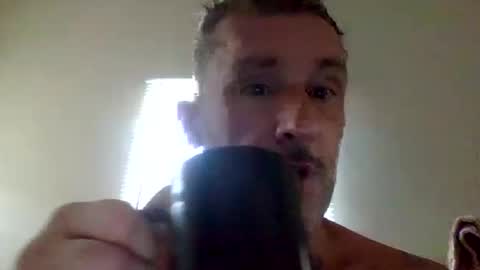 Snapshot of samelliot777 chatting on 07/15/26, 01:38 Sam online show from 07/15/26, 01:38