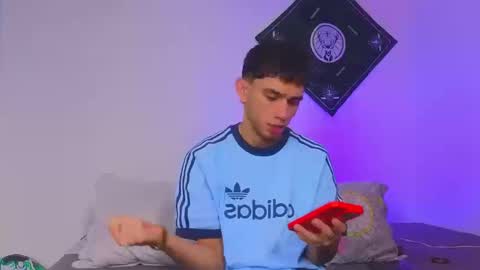 Snapshot of samevansx chatting on 09/09/25, 03:00 samevansx online show from 09/09/25, 03:00