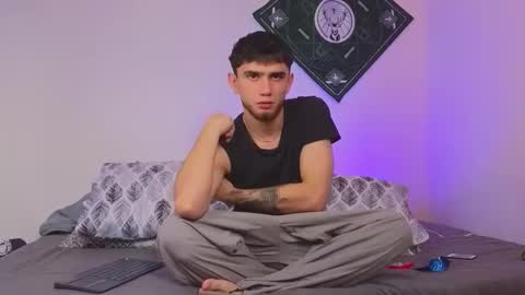 Snapshot of samevansx chatting on 09/26/25, 01:59 samevansx online show from 09/26/25, 01:59