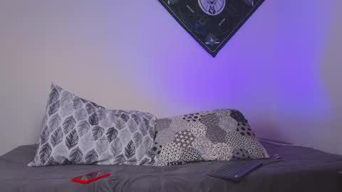 Snapshot of samevansx chatting on 10/06/25, 03:20 samevansx online show from 10/06/25, 03:20