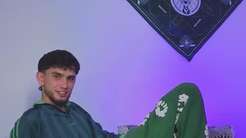 Snapshot of samevansx chatting on 10/16/25, 04:08 samevansx online show from 10/16/25, 04:08